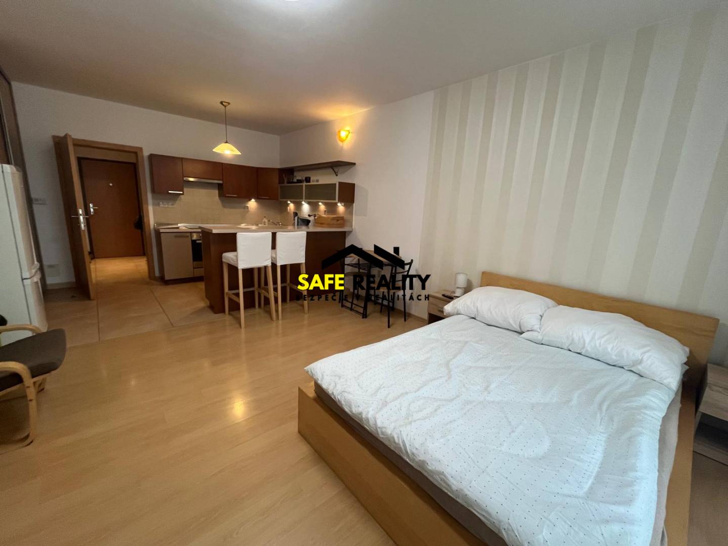 WhatsApp Image 2025-12-06 at 21.45.08 (1).jpeg