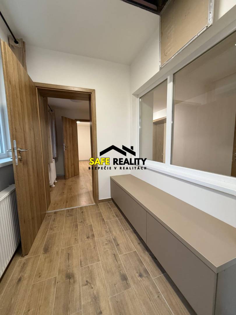 WhatsApp Image 2025-12-08 at 20.20.16.jpeg