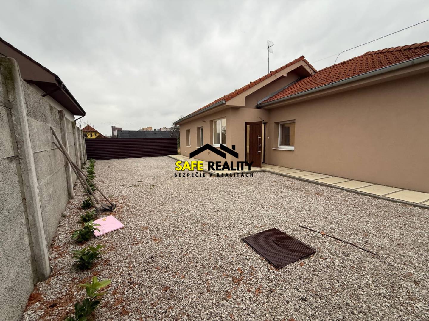 WhatsApp Image 2025-12-08 at 20.20.14.jpeg