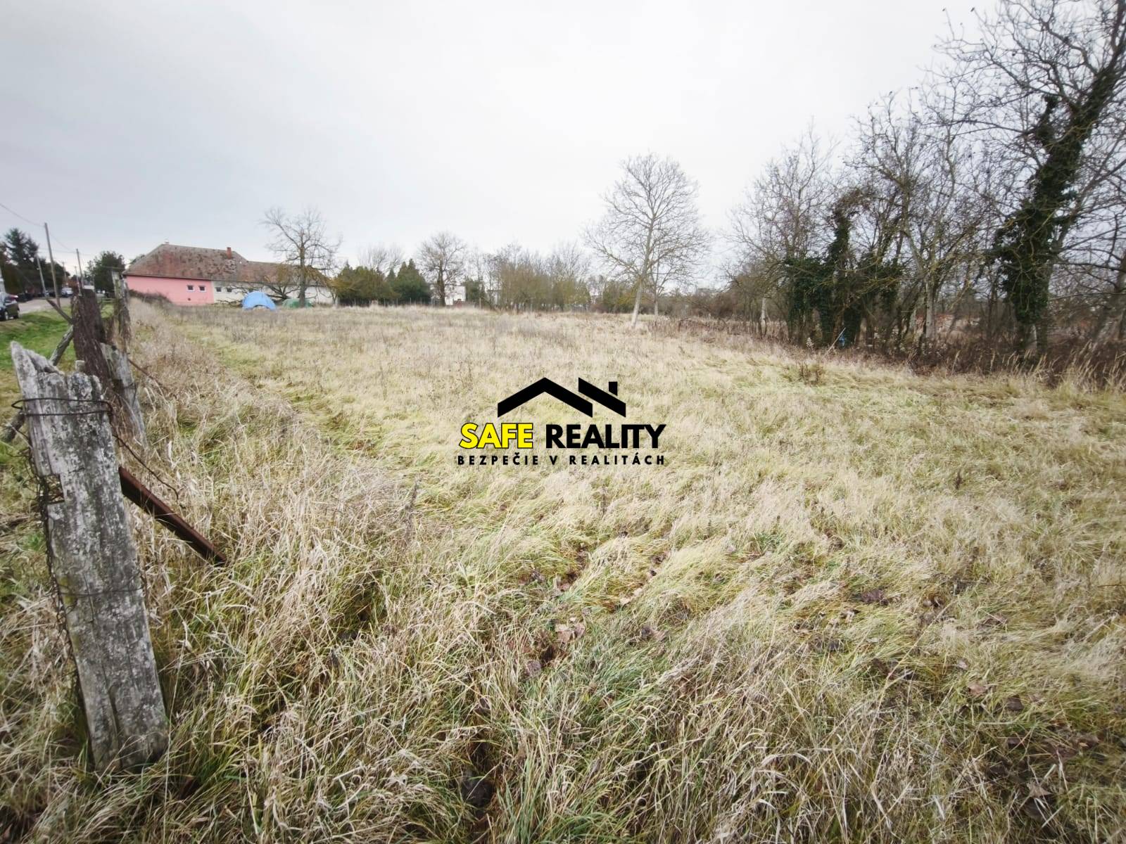 WhatsApp Image 2025-12-08 at 20.52.34.jpeg