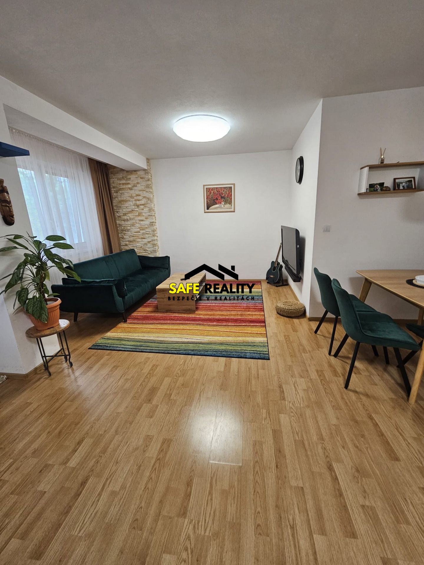 97ed0133-6eec-49bd-b22a-c9c684cba618.jpg